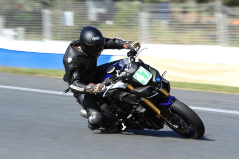 QR Moto Ride Days At Queensland Raceways! - Grafton Accommodation 2