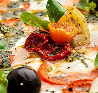 Il Tratto Raro Pizzeria  Restaurant - Grafton Accommodation