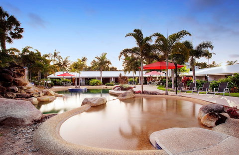 Mission Beach Resort - Grafton Accommodation 5