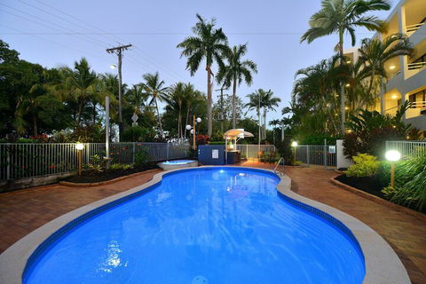Argosy On The Beach - Grafton Accommodation 2