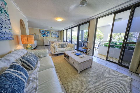 Argosy On The Beach - Grafton Accommodation 7