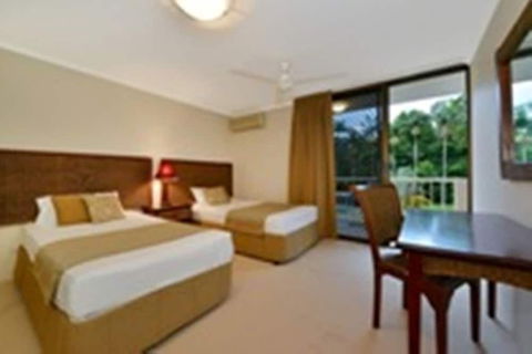 Argosy On The Beach - Grafton Accommodation 4