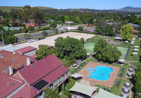 Alzburg Resort - Grafton Accommodation 3