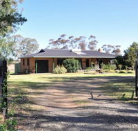 Talga Vines Vineyard Escape - Grafton Accommodation