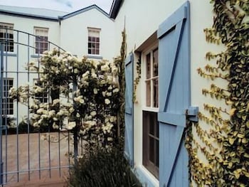 Oscars Waterfront Boutique Hotel - Grafton Accommodation 2