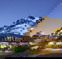 at Water's Edge Resort - Grafton Accommodation