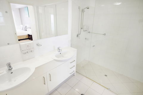 Gladstone City Central Apartment Hotel - Grafton Accommodation 4