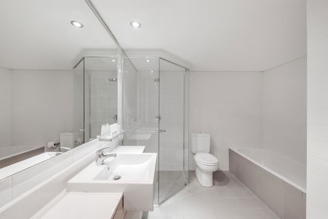 Adina Apartment Hotel Wollongong - Grafton Accommodation 4
