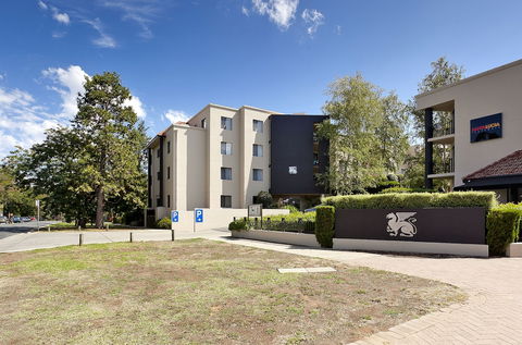 Astra Apartments - The Griffin - Grafton Accommodation 2