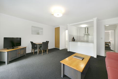 Mt Ommaney Hotel Apartments - Grafton Accommodation 6