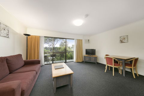 Mt Ommaney Hotel Apartments - Grafton Accommodation 5