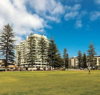 Oaks Glenelg Liberty Suites - Grafton Accommodation