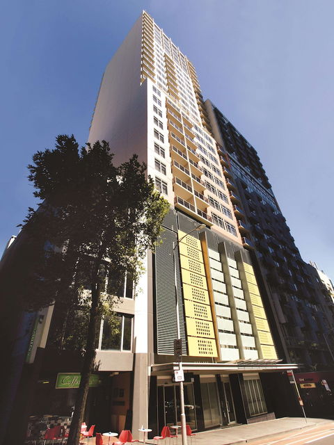 Oaks Melbourne On Lonsdale Suites - Grafton Accommodation 1
