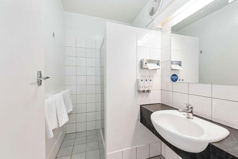 Coach House Launceston - Grafton Accommodation 4