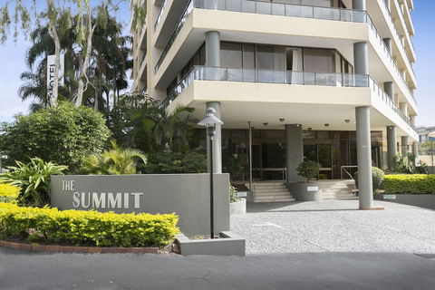 The Summit Apartments - Grafton Accommodation 3