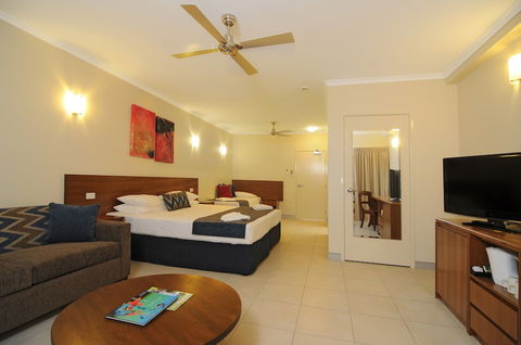 Cairns Queenslander Hotel & Apartments - Grafton Accommodation 4