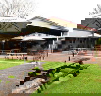 Royal Hotel Singleton - Grafton Accommodation