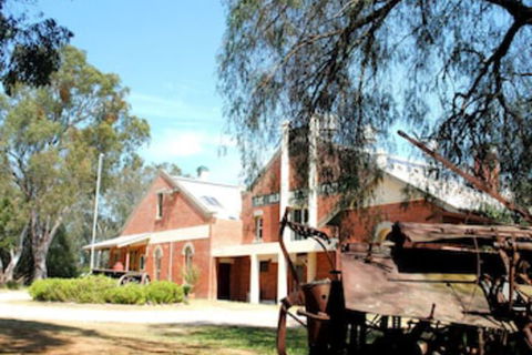 Springhurst Butter Factory - Grafton Accommodation 0