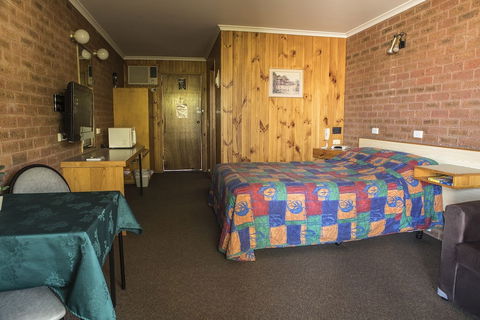 Country Roads Motor Inn Narrandera - Grafton Accommodation 5