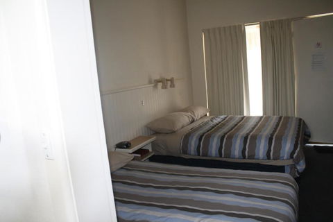 Omeo Motel - Grafton Accommodation 1