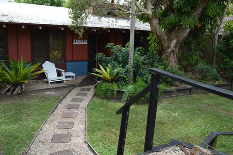 Orangewood - Grafton Accommodation 4