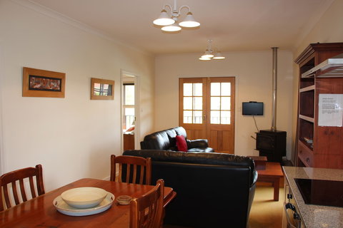 Albany Beachside Accommodation - Grafton Accommodation 1