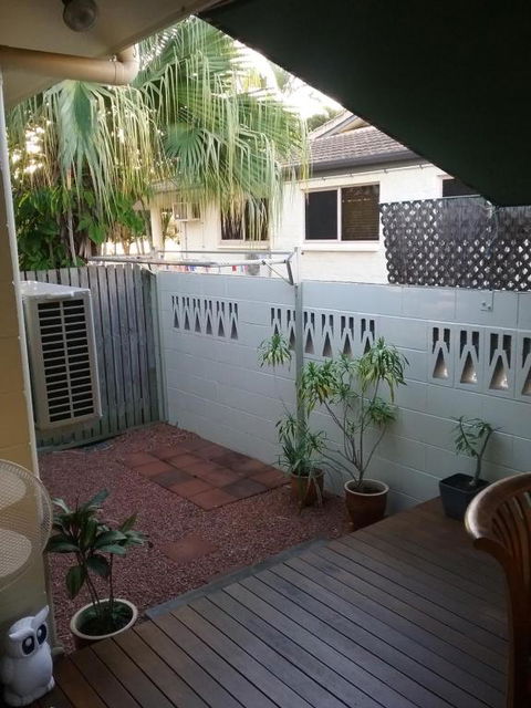 A City Retreat 2BR Apartment Reid Park Townsville - Grafton Accommodation 3