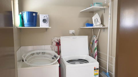A City Retreat 2BR Apartment Reid Park Townsville - Grafton Accommodation 2