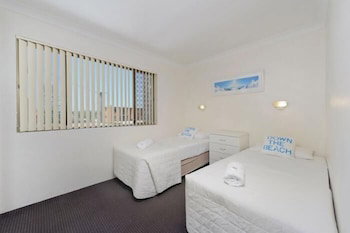 Beach House Holiday Apartments - Grafton Accommodation 5
