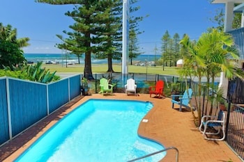 Beach House Holiday Apartments - Grafton Accommodation 2