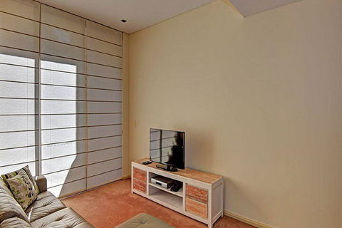 Aqua Viva 2 - Grafton Accommodation 2