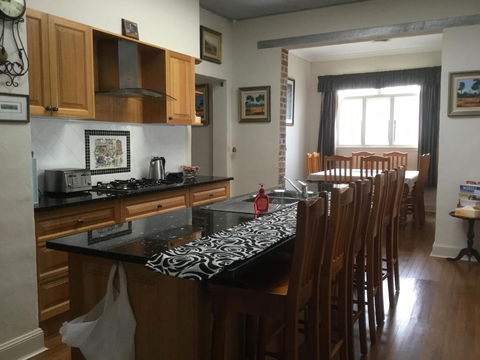 A Homestead On Market - Grafton Accommodation 4