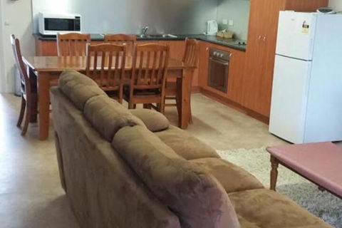 Augathella Palms Motel - Grafton Accommodation 4