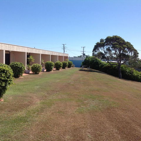 Tannum Sands Hotel / Motel - Grafton Accommodation 1