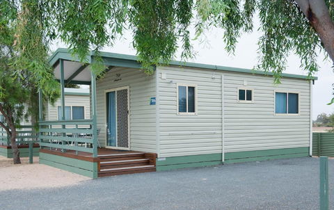 Berri Riverside Holiday Park - Grafton Accommodation 4