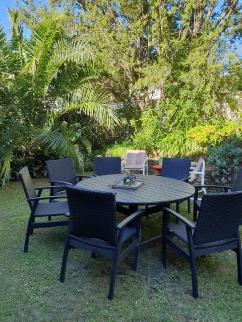 Cottage By The Bay - Grafton Accommodation 1