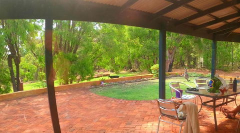 Yallingup Pet Friendly Bush Retreat - Grafton Accommodation 3
