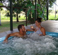 Berry Creek Bush Retreat - Grafton Accommodation
