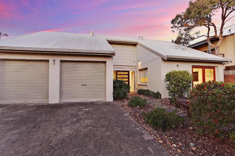 The Pod - Grafton Accommodation 2