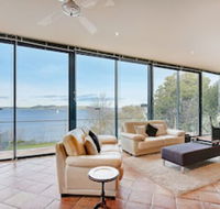 Kylakin on the Derwent River - Rejuvenate Stays - Grafton Accommodation