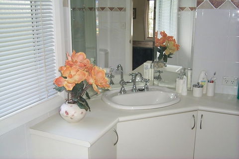 Scotland Island Lodge On Pittwater - Grafton Accommodation 4