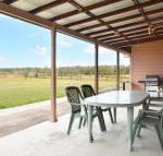 Grasmere Estate Homestead hear the Lions roar from nearby Hunter Valley Zoo - Grafton Accommodation