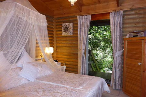 Aldgate Lodge Bed & Breakfast - Grafton Accommodation 3