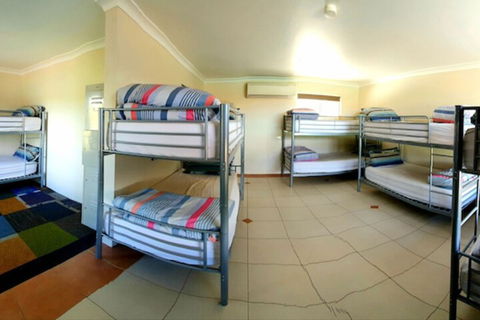 Jump Inn Alice Budget Accommodation - Grafton Accommodation 7