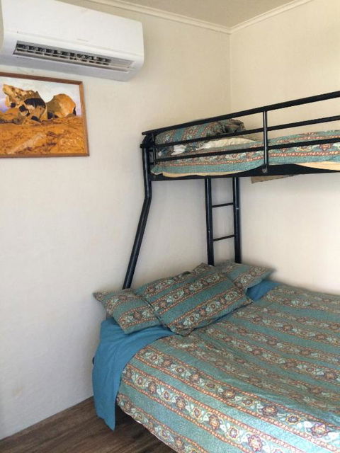 Blue Dog Holiday Units - Grafton Accommodation 4