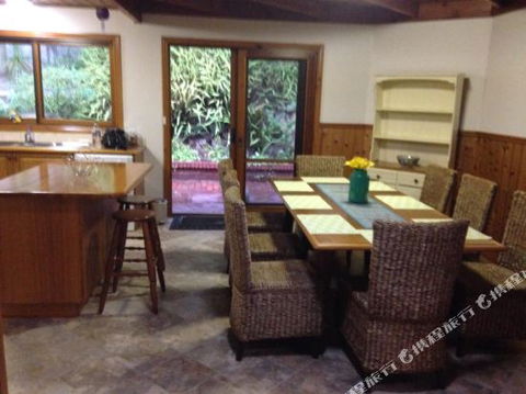 Peace & Tranquility With An Ocean View - Grafton Accommodation 3