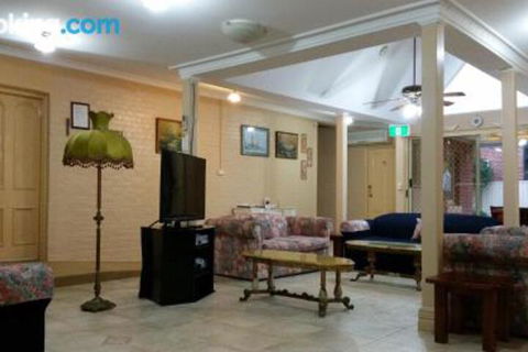 Boutique Motel Sefton House - Grafton Accommodation 4