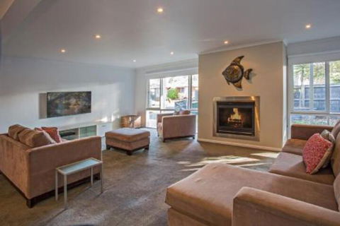 Iona Beach House Cowes - Grafton Accommodation 3