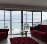 Caseys Beach Retreat - Grafton Accommodation