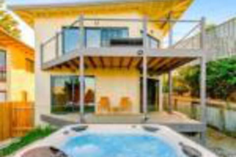 Achilles - Grafton Accommodation 0